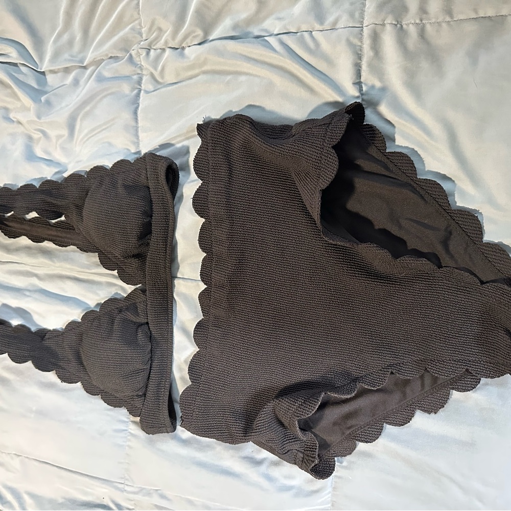 Beach joy two piece black bikini with med top and large bottoms